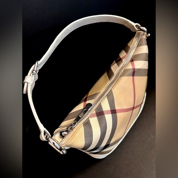 Burberry Super Nova Check Bag Restored - Picture 8 of 15